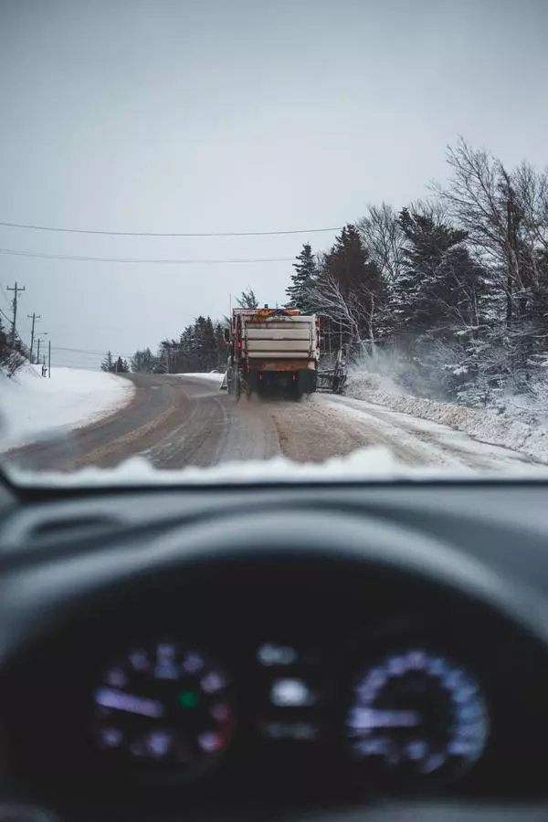 Wynajem samochodów dostawczych z Truck Care: Szybka i efektywna mobilność dla Twojej firmy